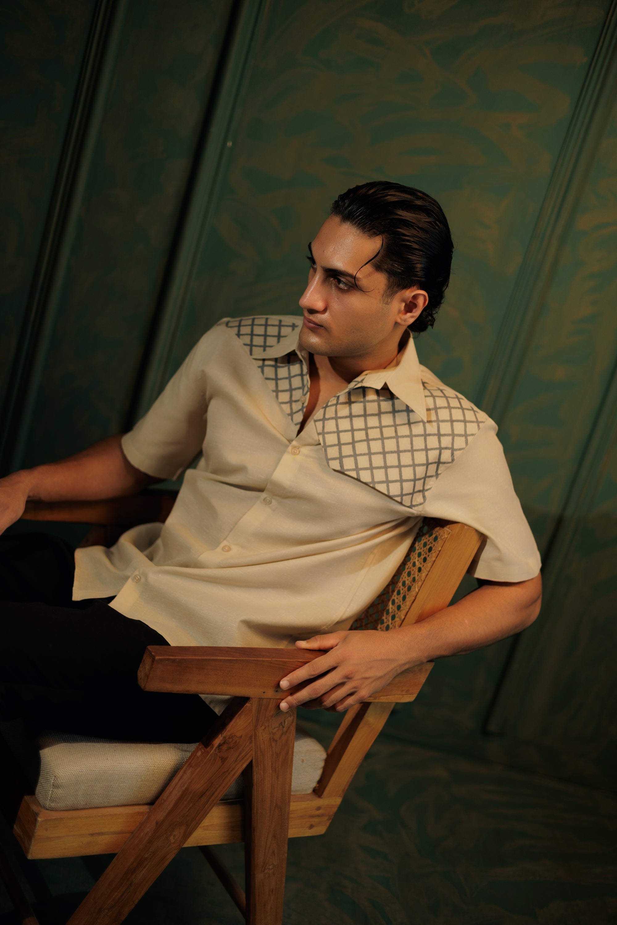 Crème-Detail Shirt