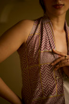 Lewine Halter Top