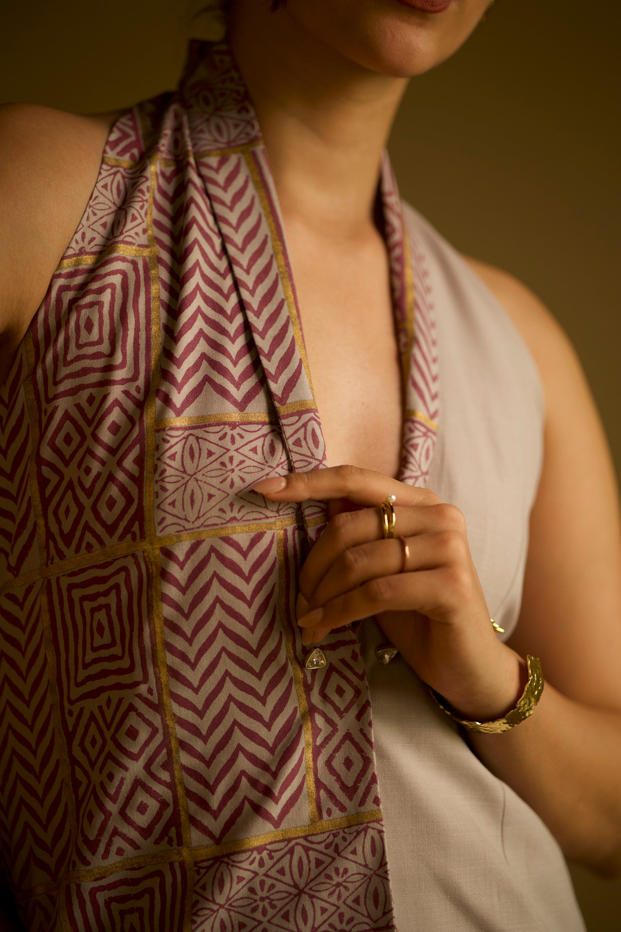 Lewine Halter Set